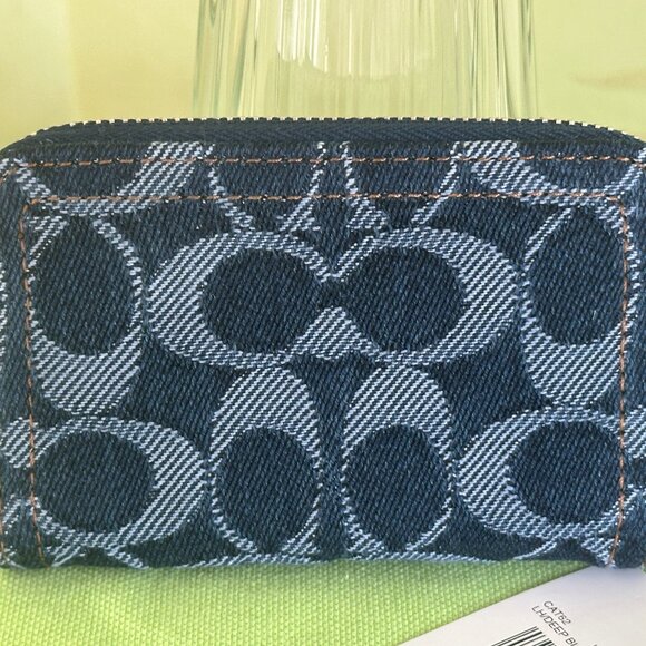 COACH SIGNATURE DENIM SMALL ZIP-AROUND CARD CASE:NWT DEEP BLUE. CAT62 - Picture 4 of 12